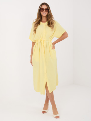 Rochie midi galbenă evazată cu curea și buzunare