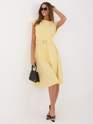 Rochie midi galbenă evazată cu curea